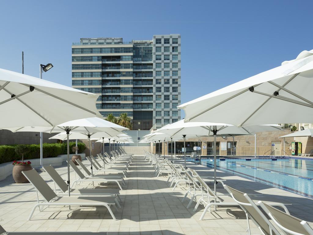 Aparthotel Okeanos On The Beach Herzelia Facilidades foto
